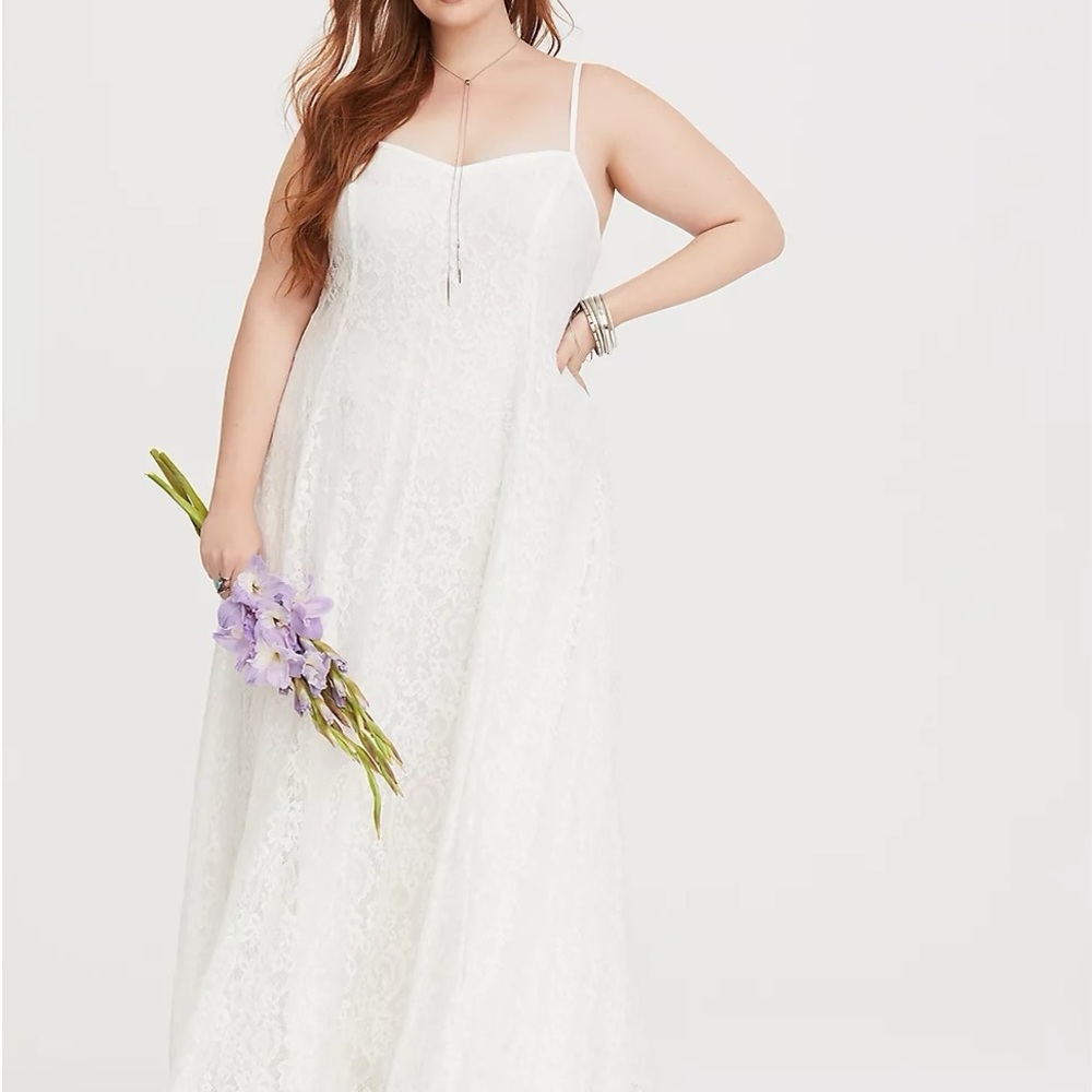 NWT Torrid Ivory Lace Maxi Dress sz4